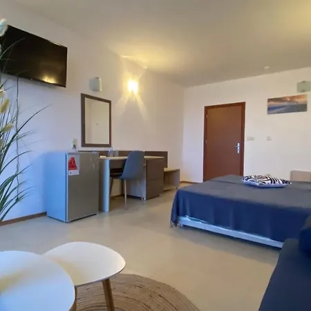 Appartement Esperanto 401 Large Sunny