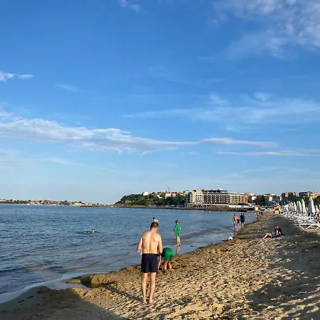 Esperanto 401 Large Sunny Апартаменты *